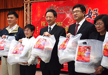 2012迎春年菜．溫馨快遞 關懷北市獨居長者